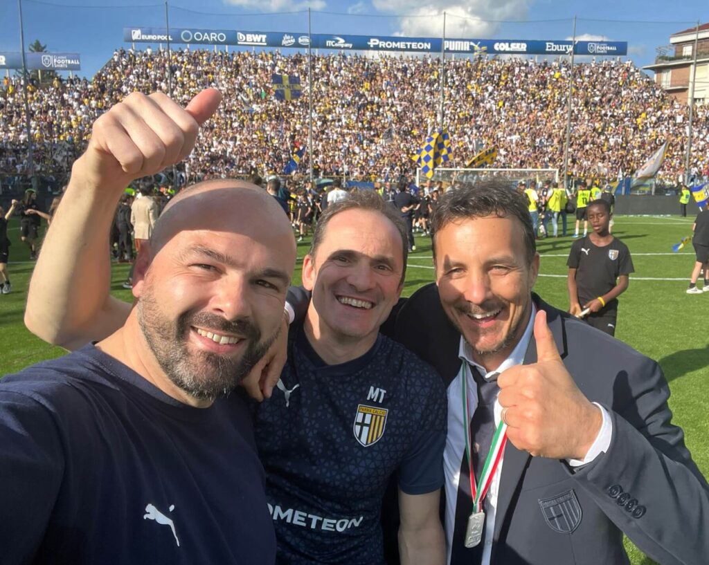 Parma promozione in Serie A Radiologia Pasta festeggia