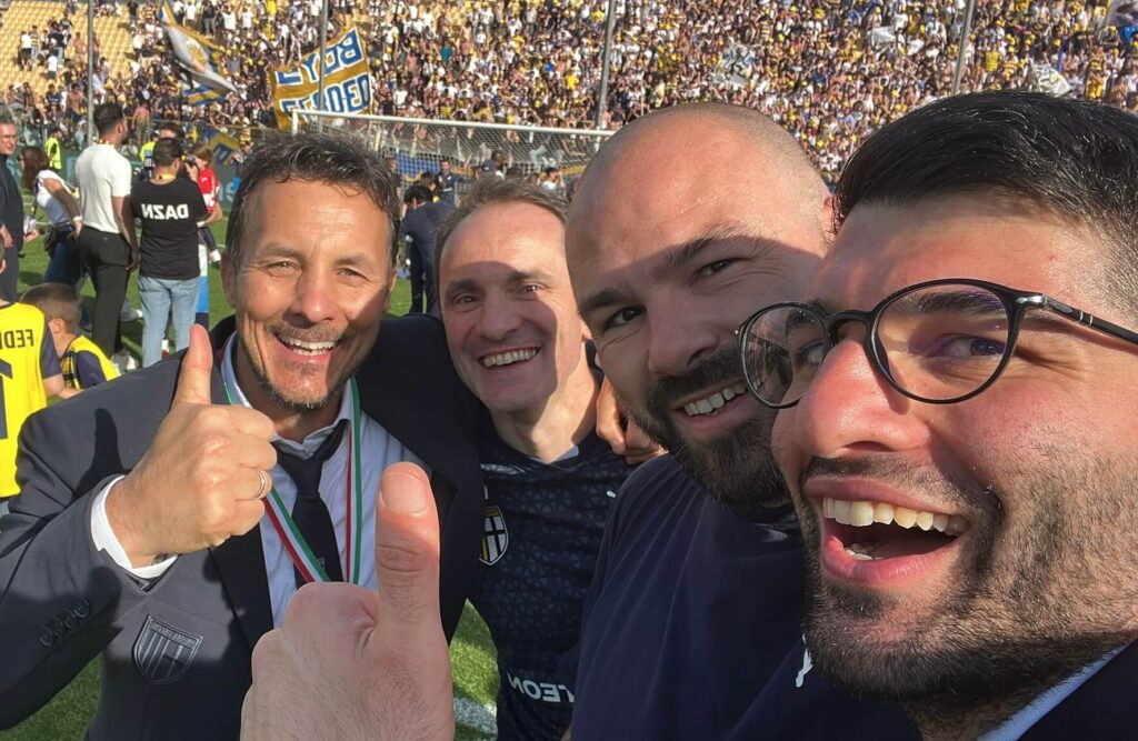 Parma promozione in Serie A Radiologia Pasta festeggia
