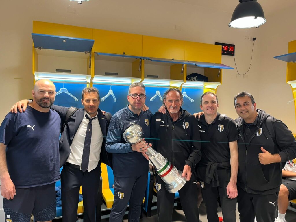 Parma promozione in Serie A Radiologia Pasta festeggia