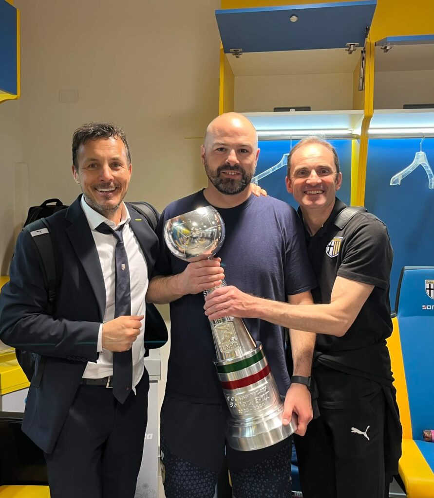 Parma promozione in Serie A Radiologia Pasta festeggia