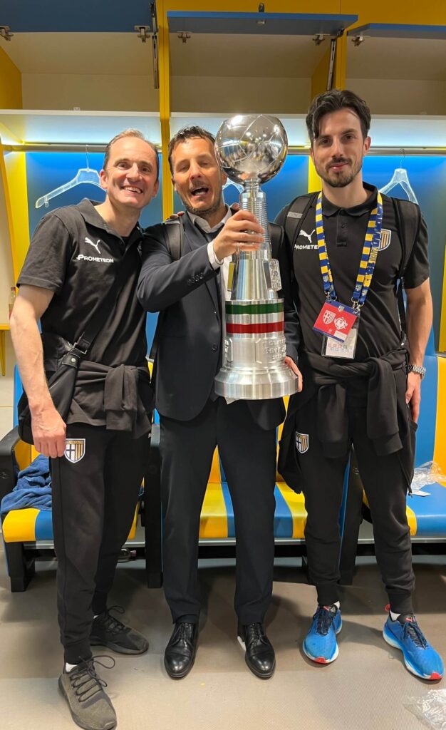 Parma promozione in Serie A Radiologia Pasta festeggia