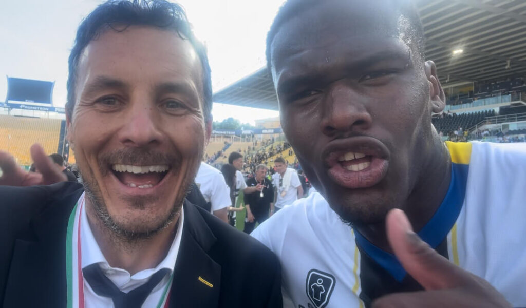 Parma promozione in Serie A Radiologia Pasta festeggia